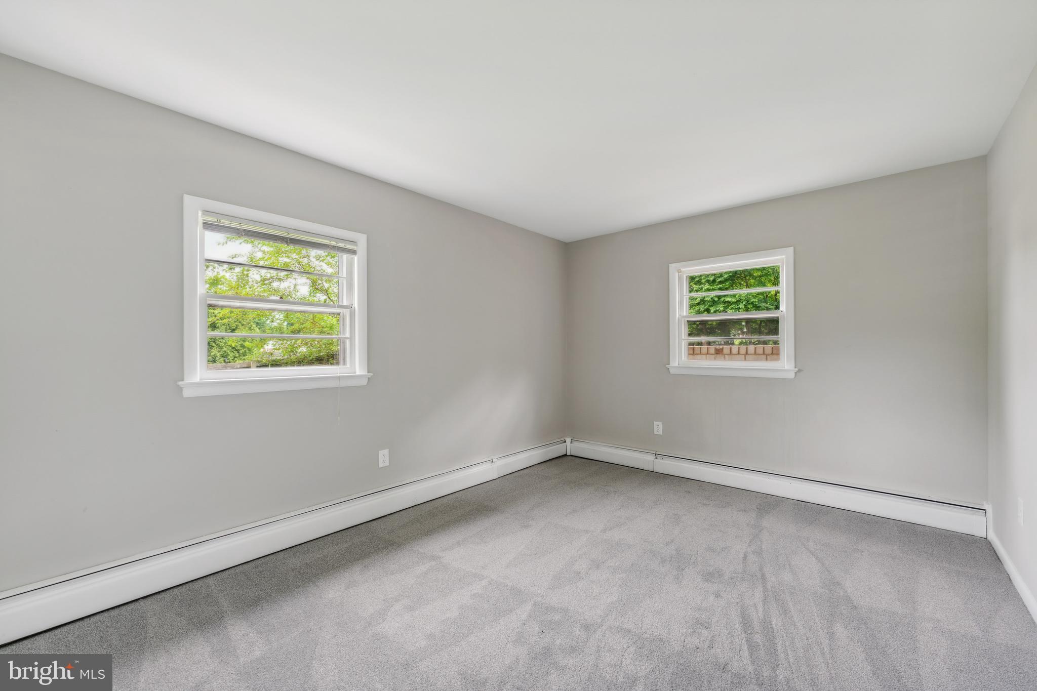 9109 Rosemont Dr