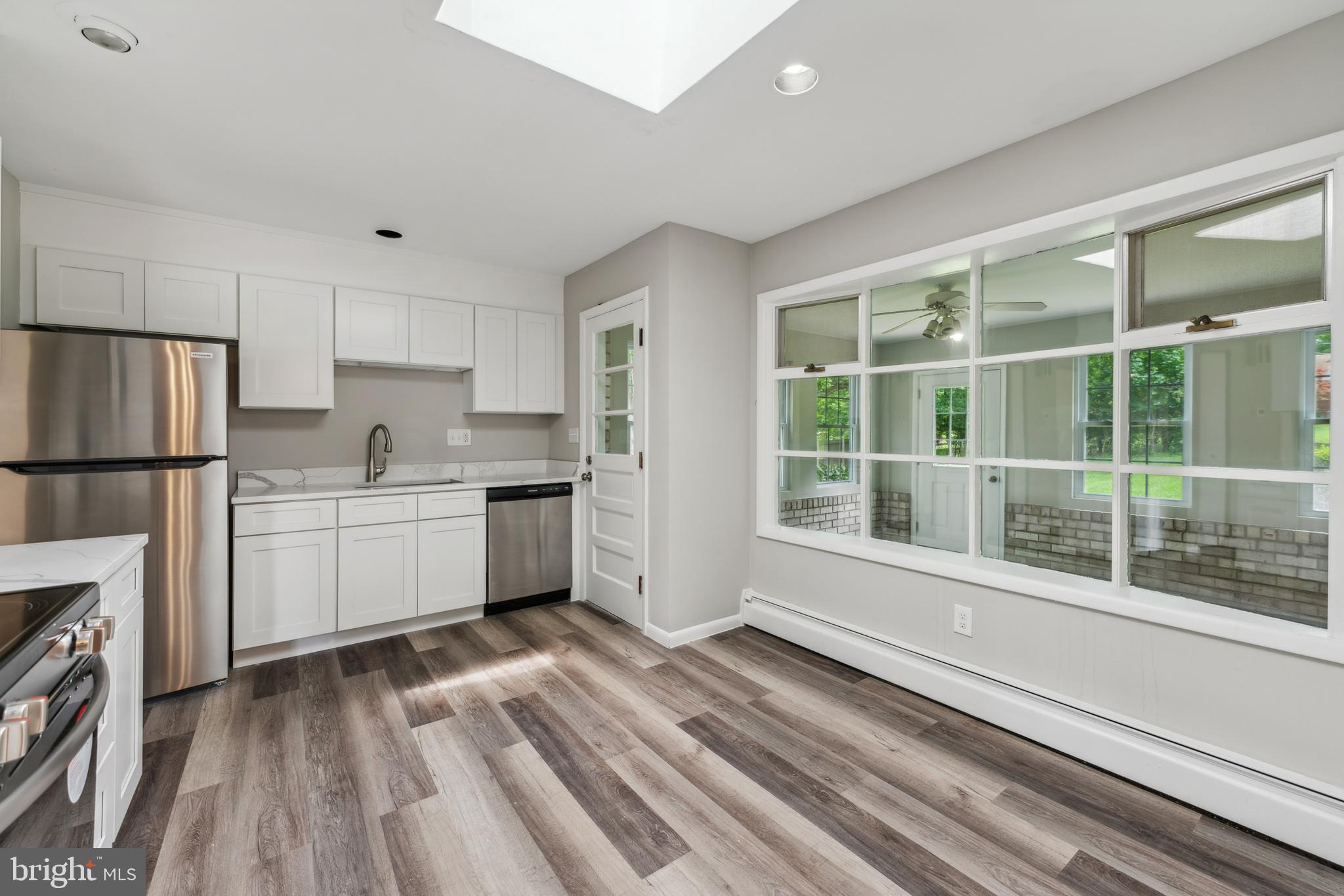 9109 Rosemont Dr