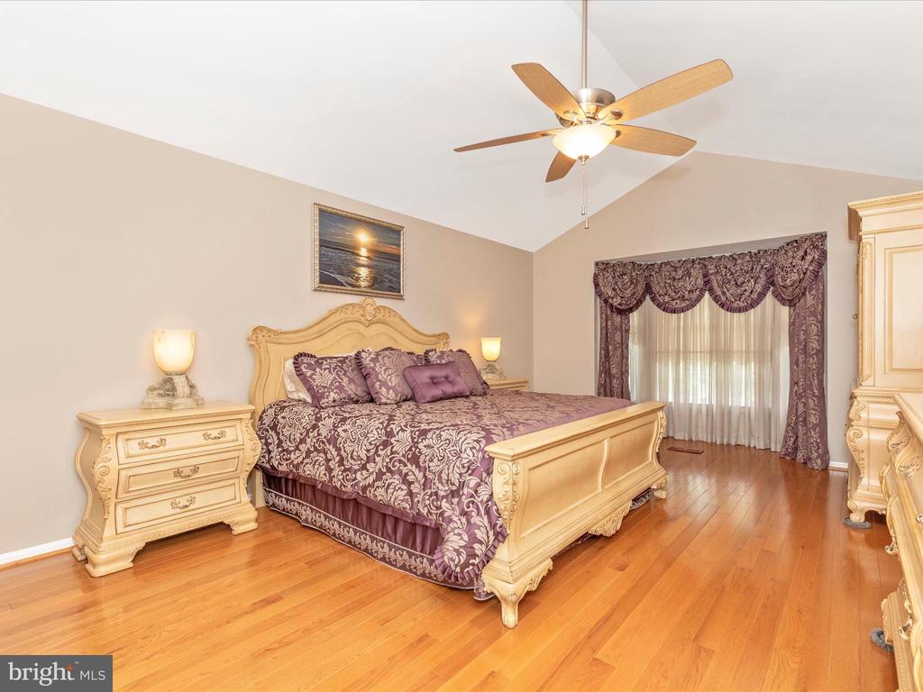 20514 Beaver Ridge Rd