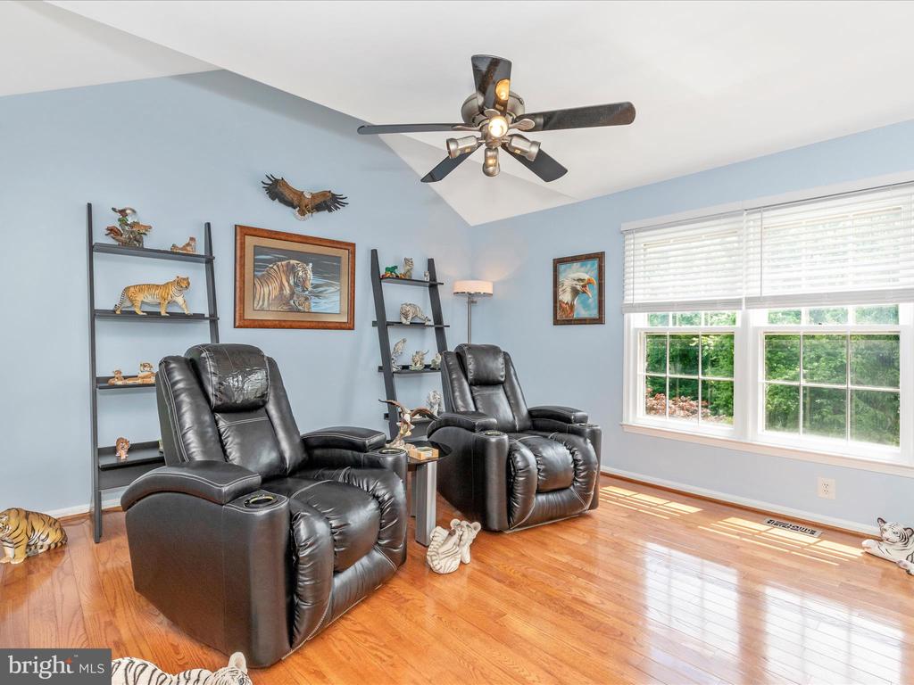 20514 Beaver Ridge Rd