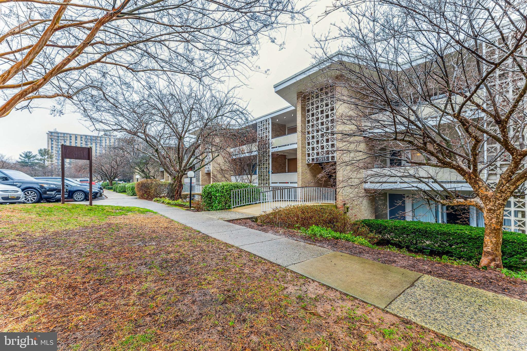 7513 Spring Lake Dr #D-2