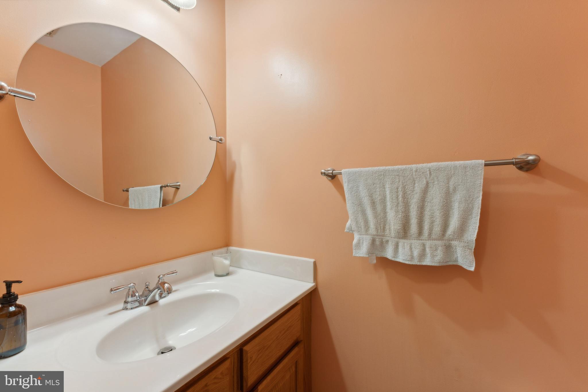1507 Ivystone Ct