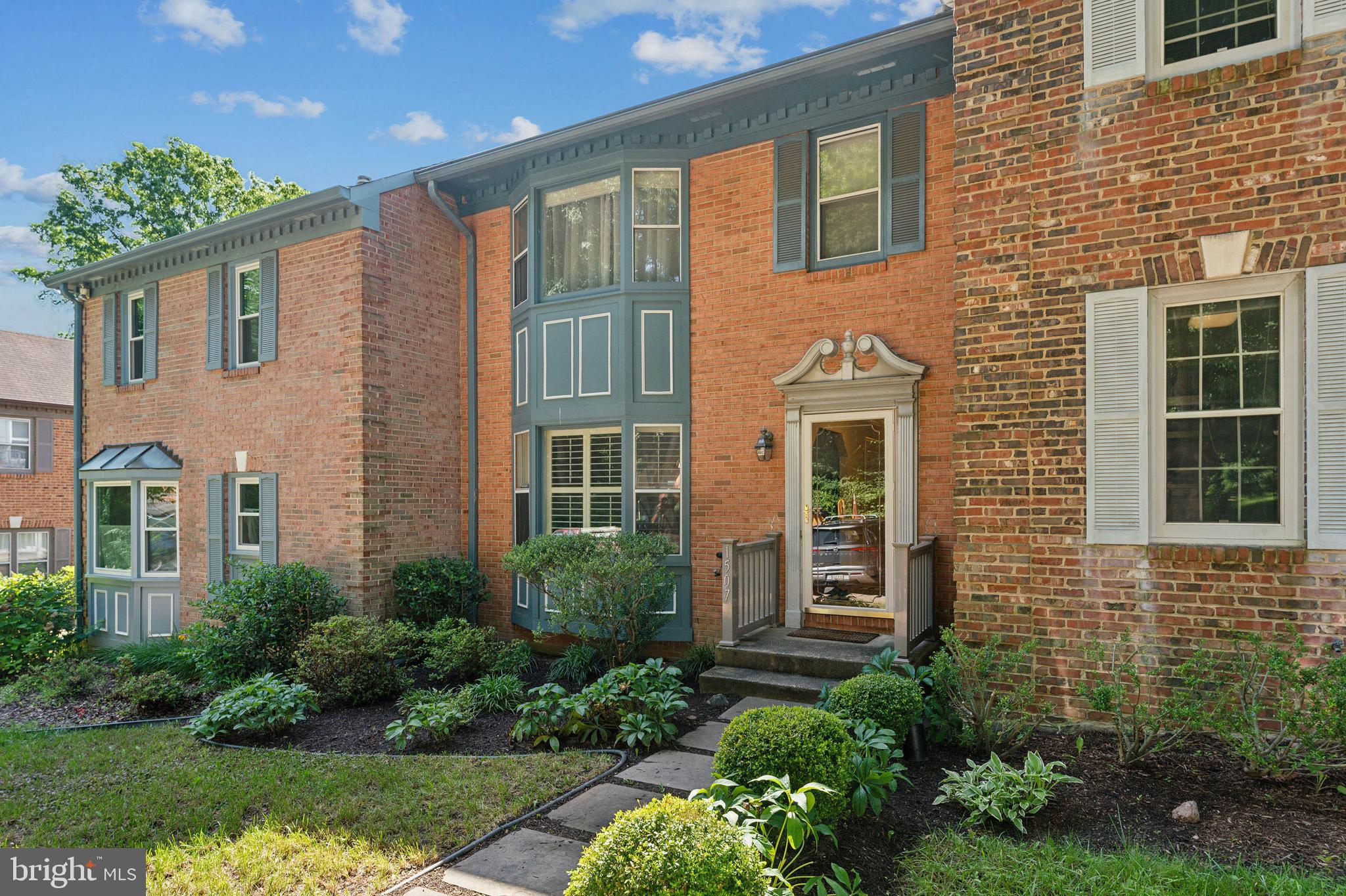 1507 Ivystone Ct