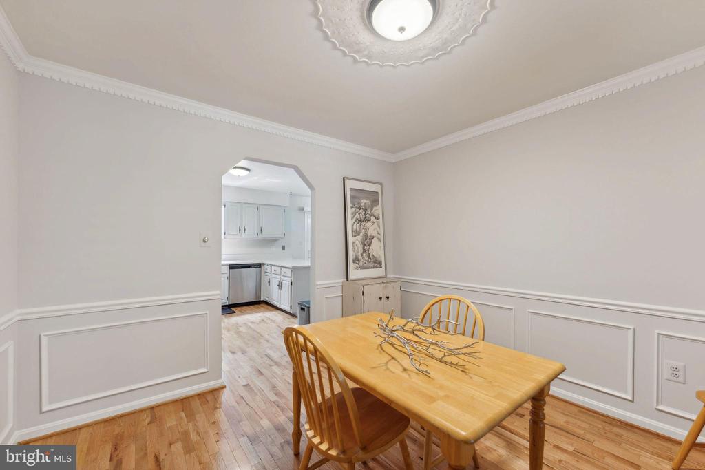 1507 Ivystone Ct