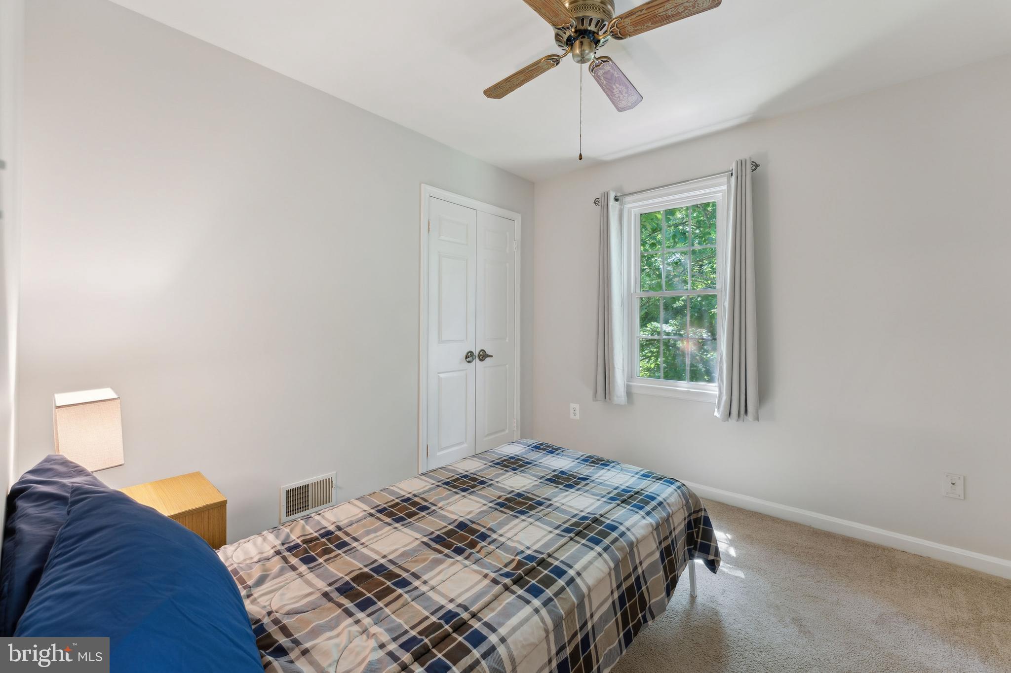 1507 Ivystone Ct