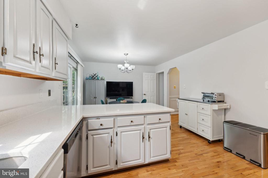 1507 Ivystone Ct