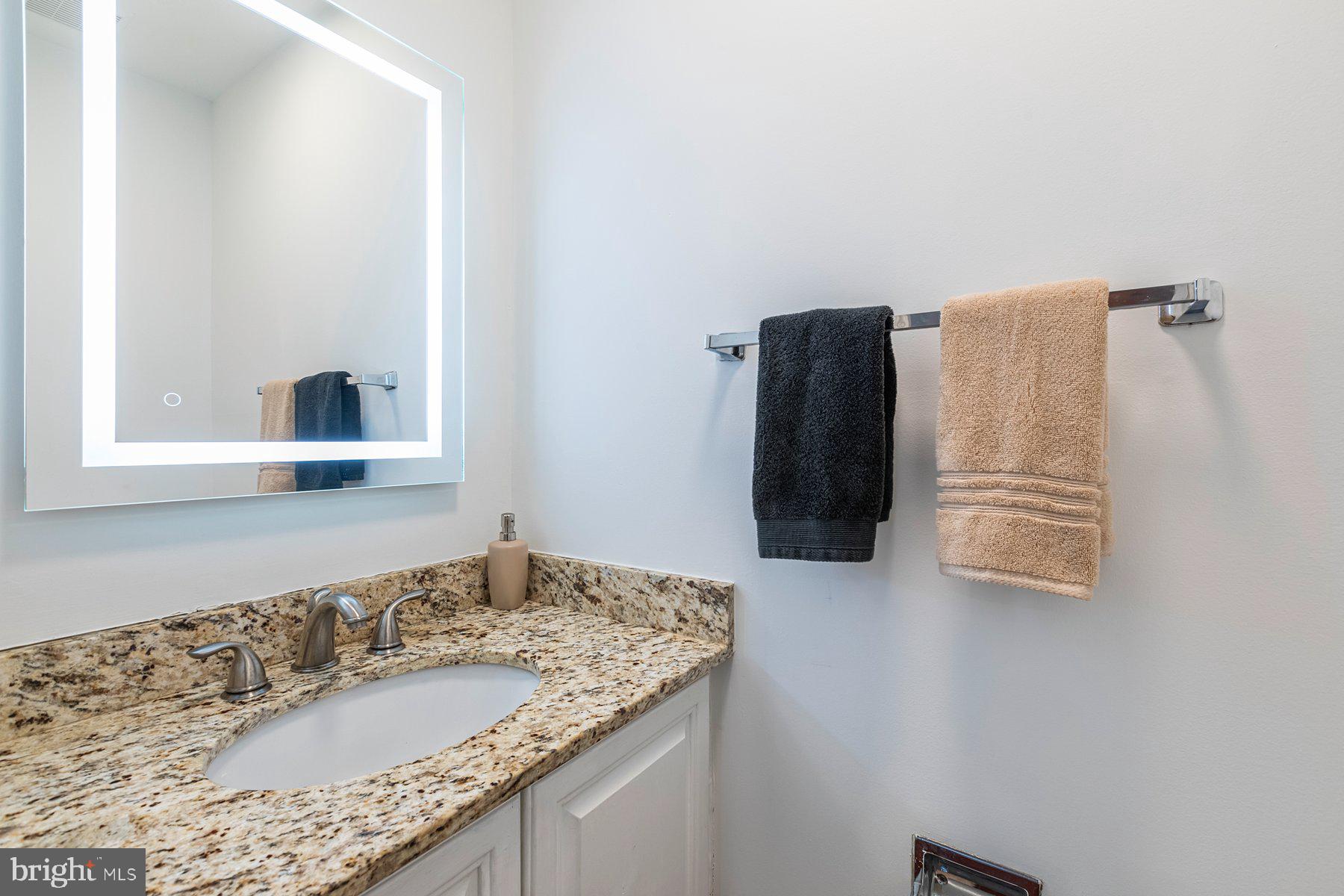 11404 Dorchester Ln