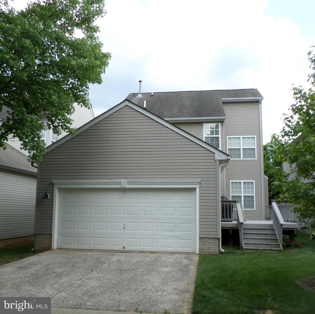 13916 Coachmans Cir