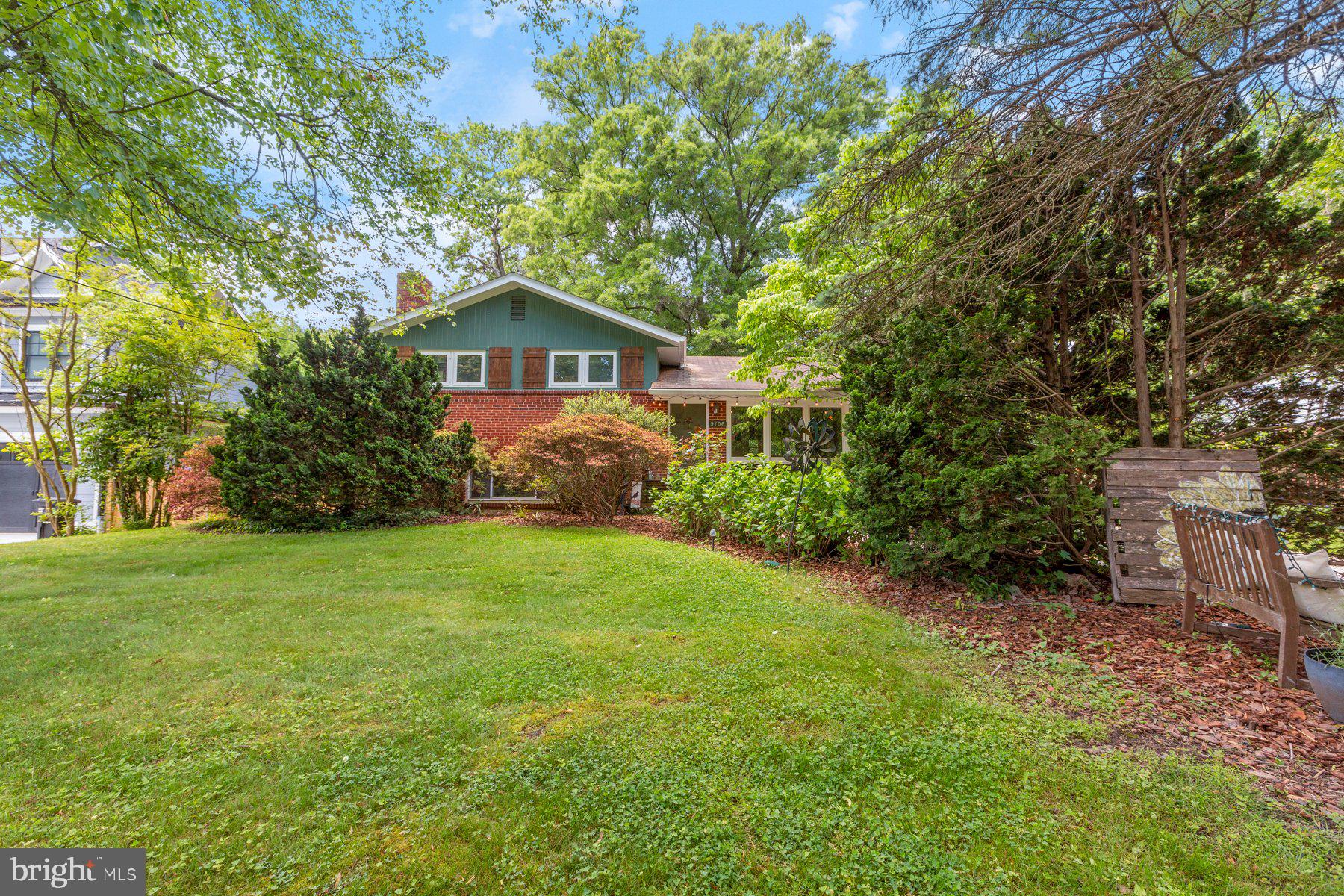 9706 Brixton Ln