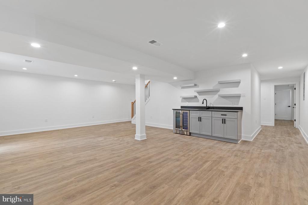 11420 Orleans Way