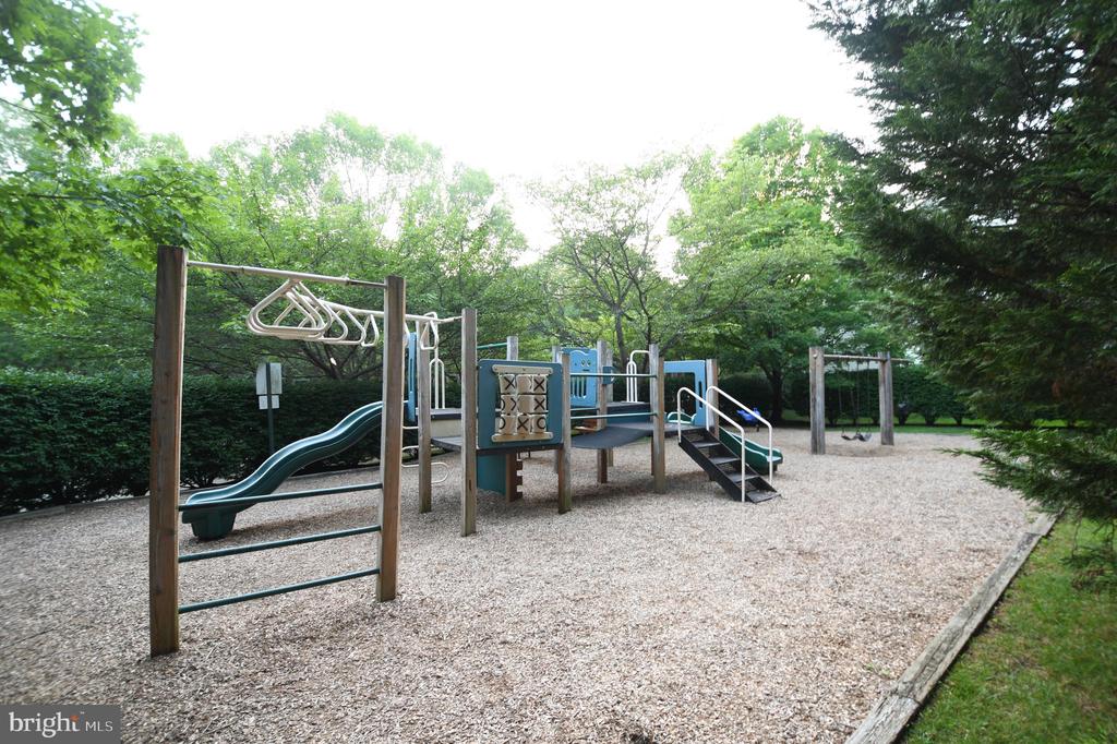 13762 PALMETTO CIRCLE Unit: 13762