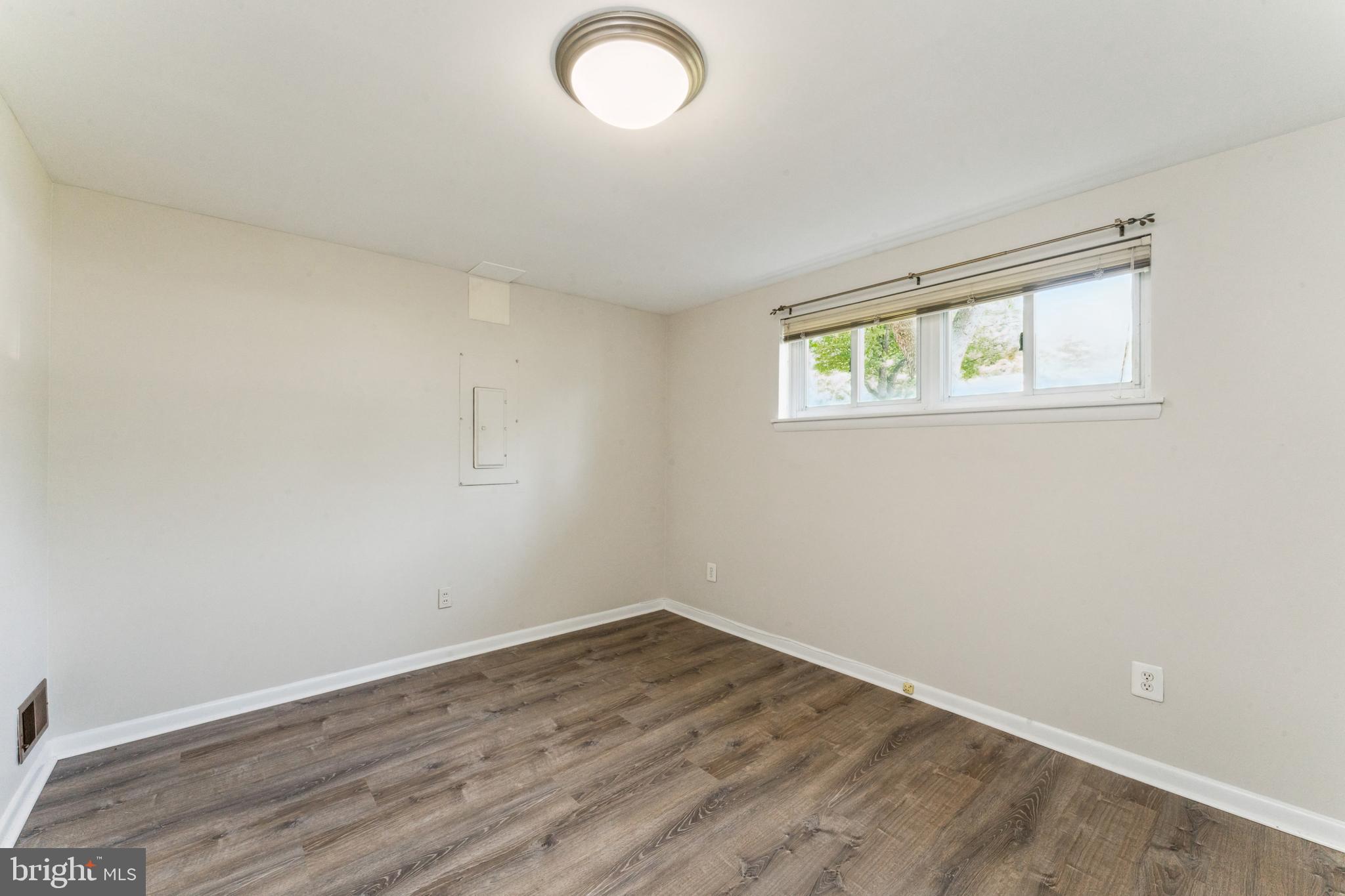 12112 Putnam Rd