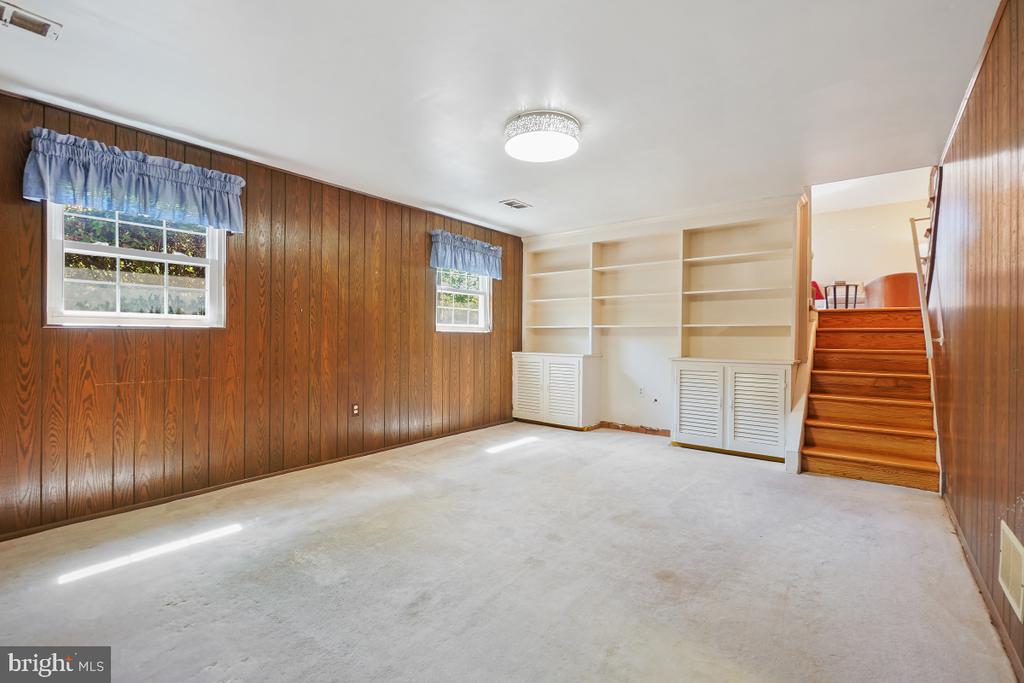 12706 BARBARA ROAD