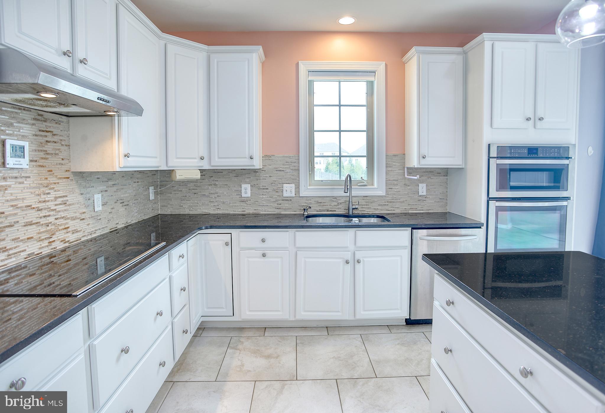 1105 VERBENA CT