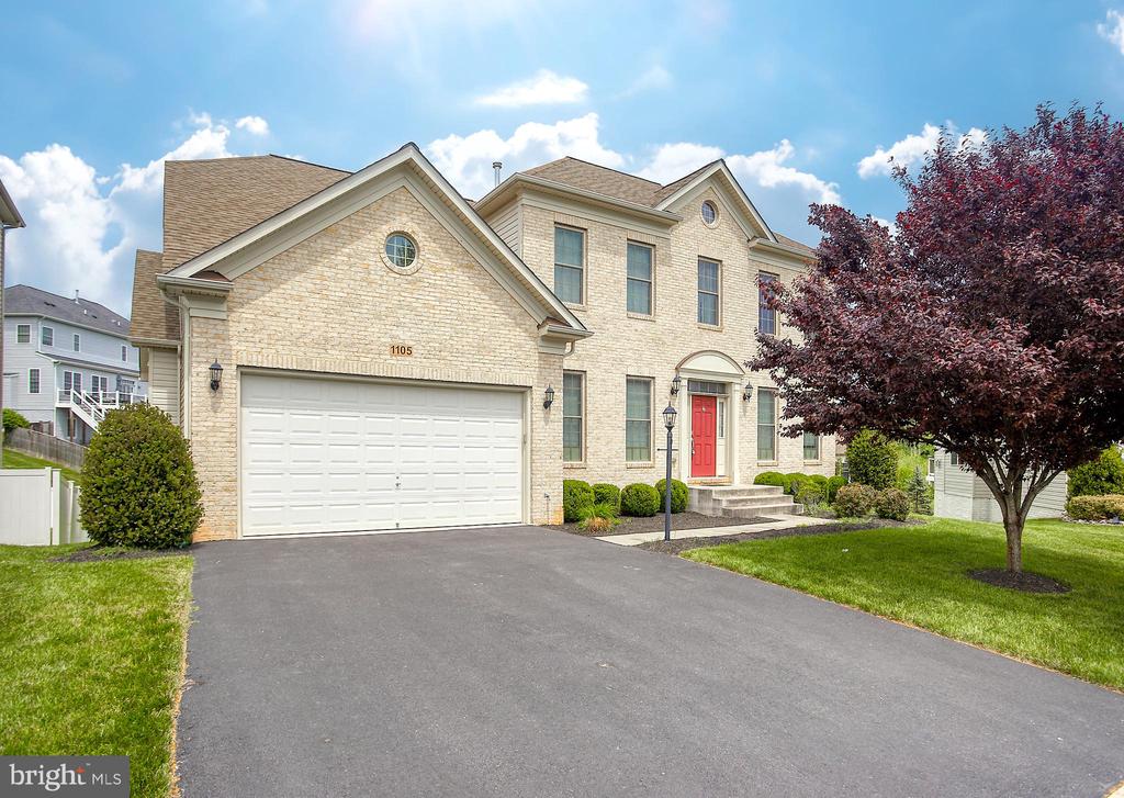 1105 VERBENA CT