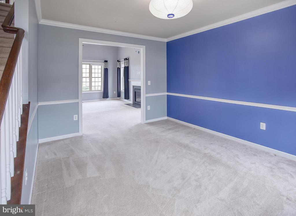 1105 VERBENA CT