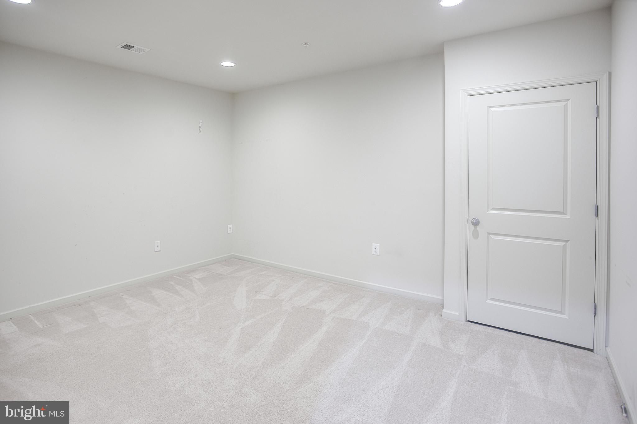 1105 VERBENA CT