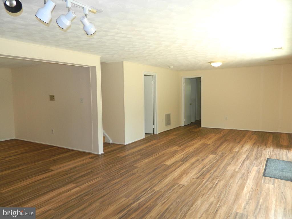 2800 Vixen Ln
