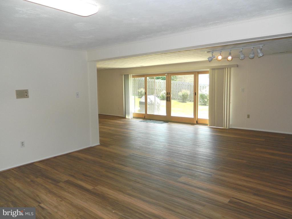 2800 Vixen Ln