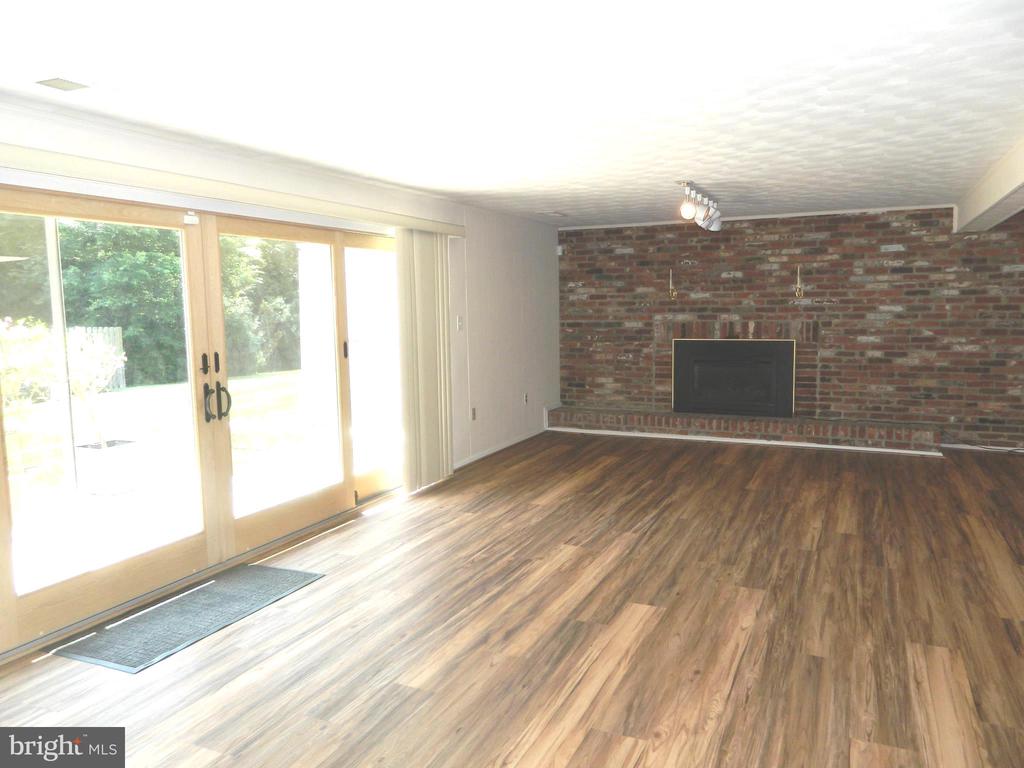 2800 Vixen Ln