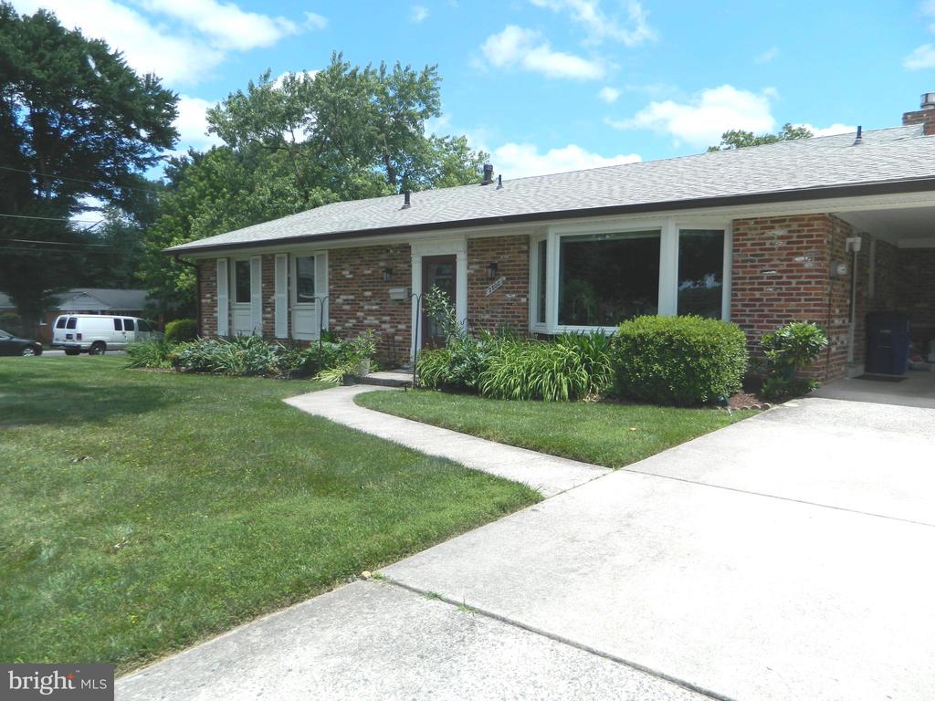 2800 Vixen Ln