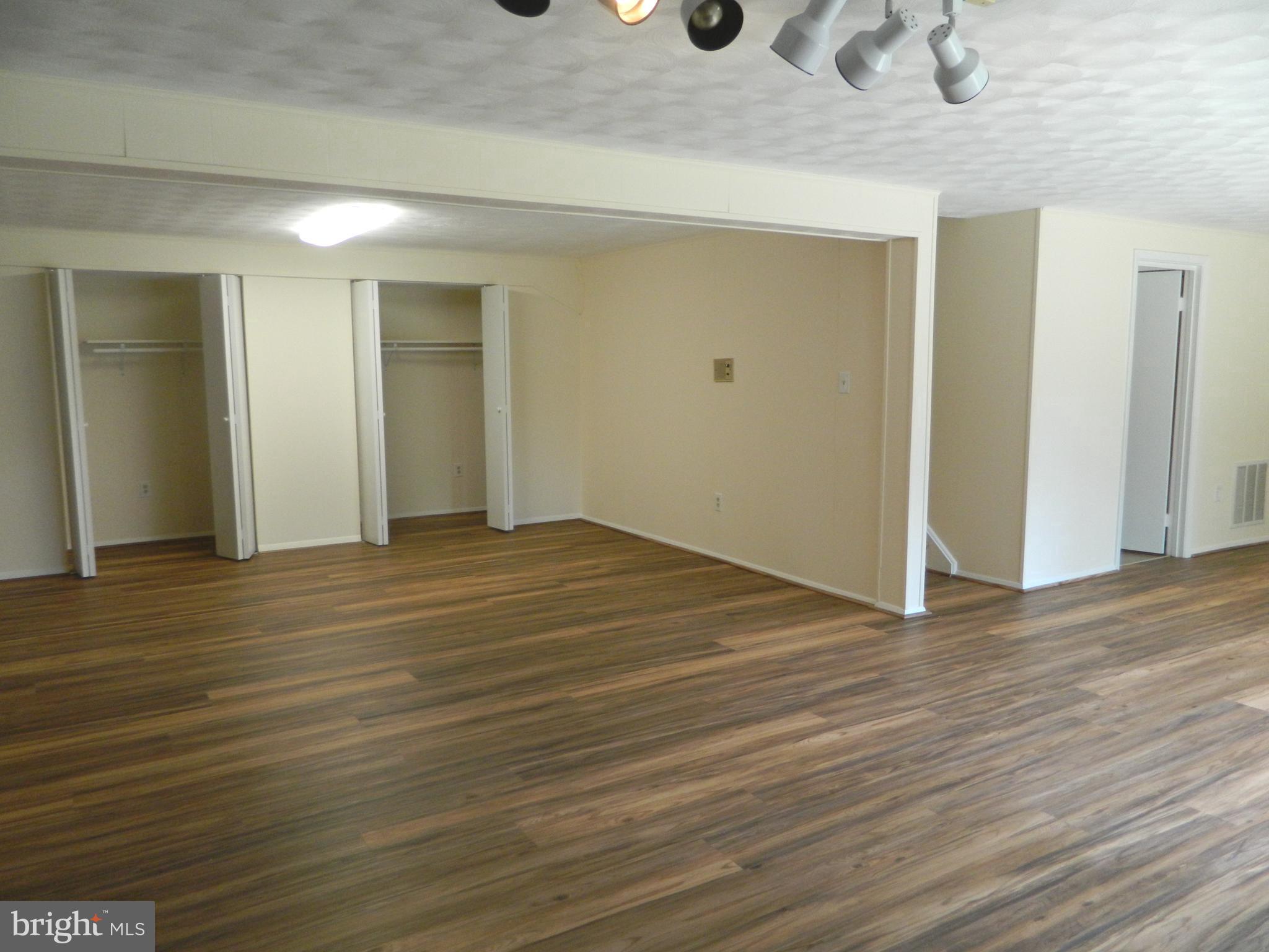 2800 Vixen Ln