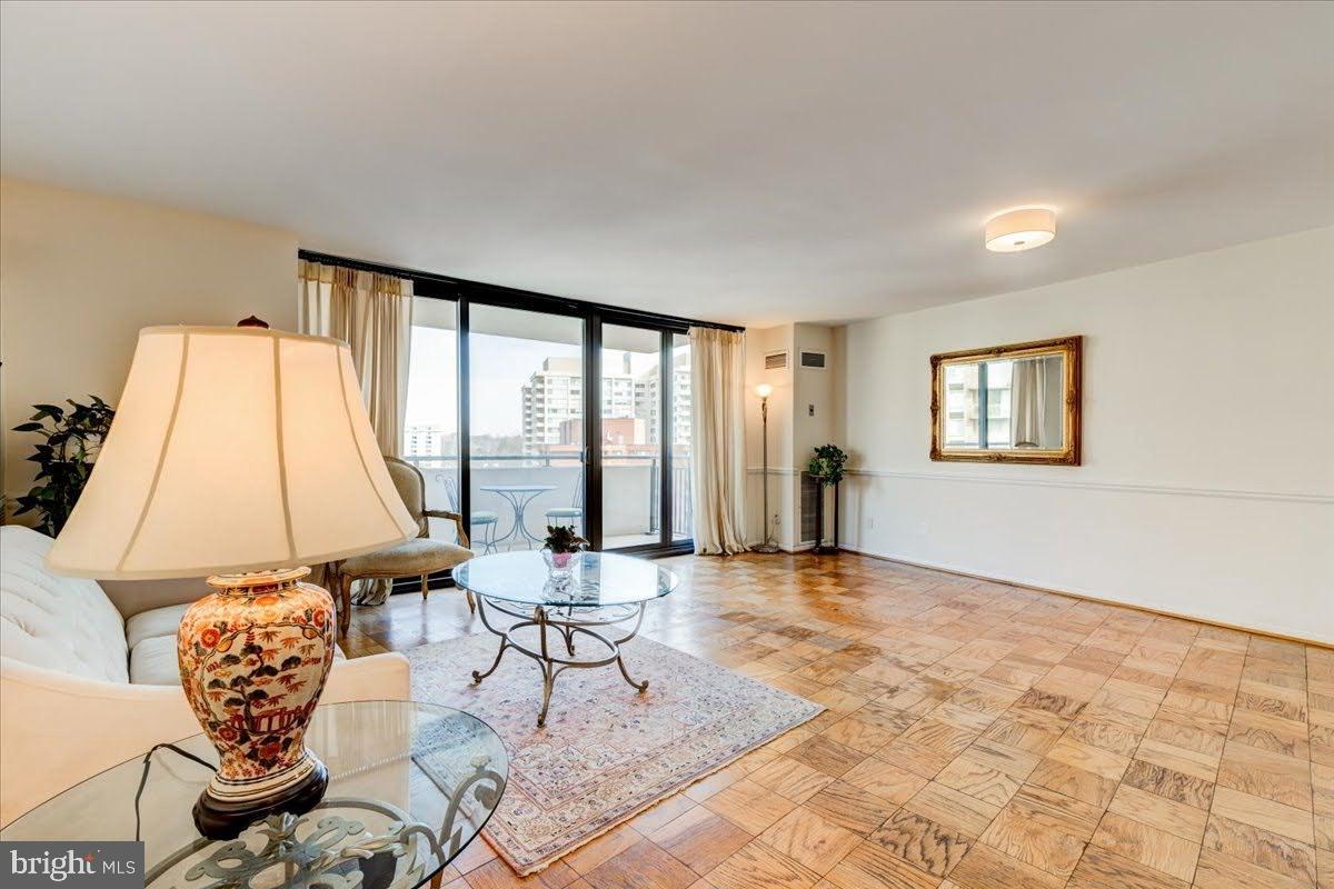 4620 N PARK AVENUE 1601E