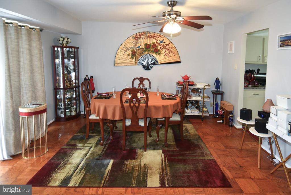 9039 Sligo Creek Pkwy #1814