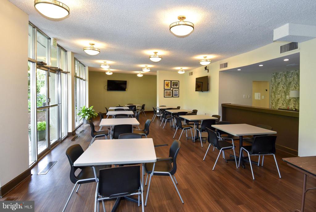 9039 Sligo Creek Pkwy #1814