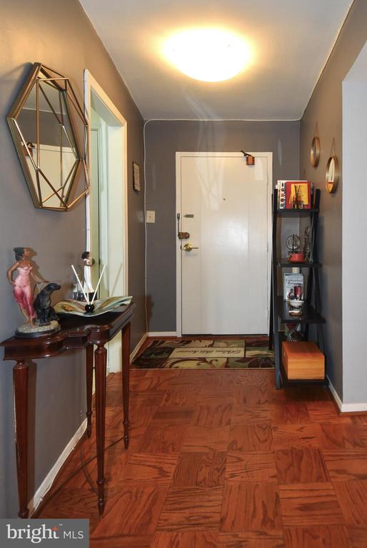 9039 Sligo Creek Pkwy #1814