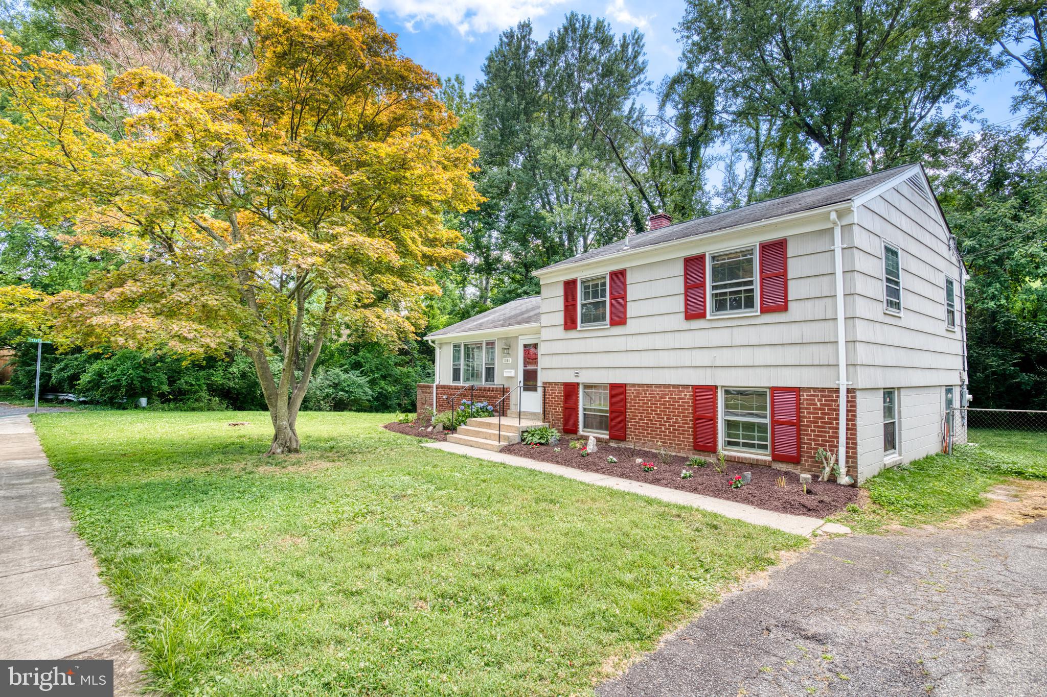 11100 Woodson Ave