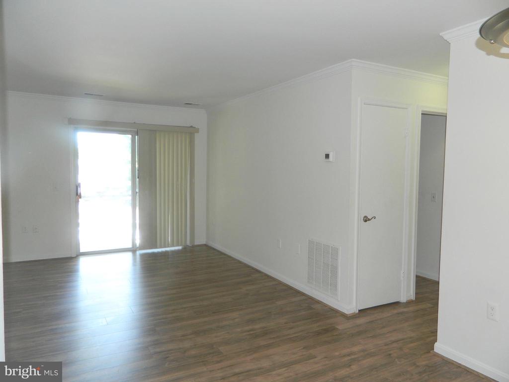 18302 Streamside Dr #201