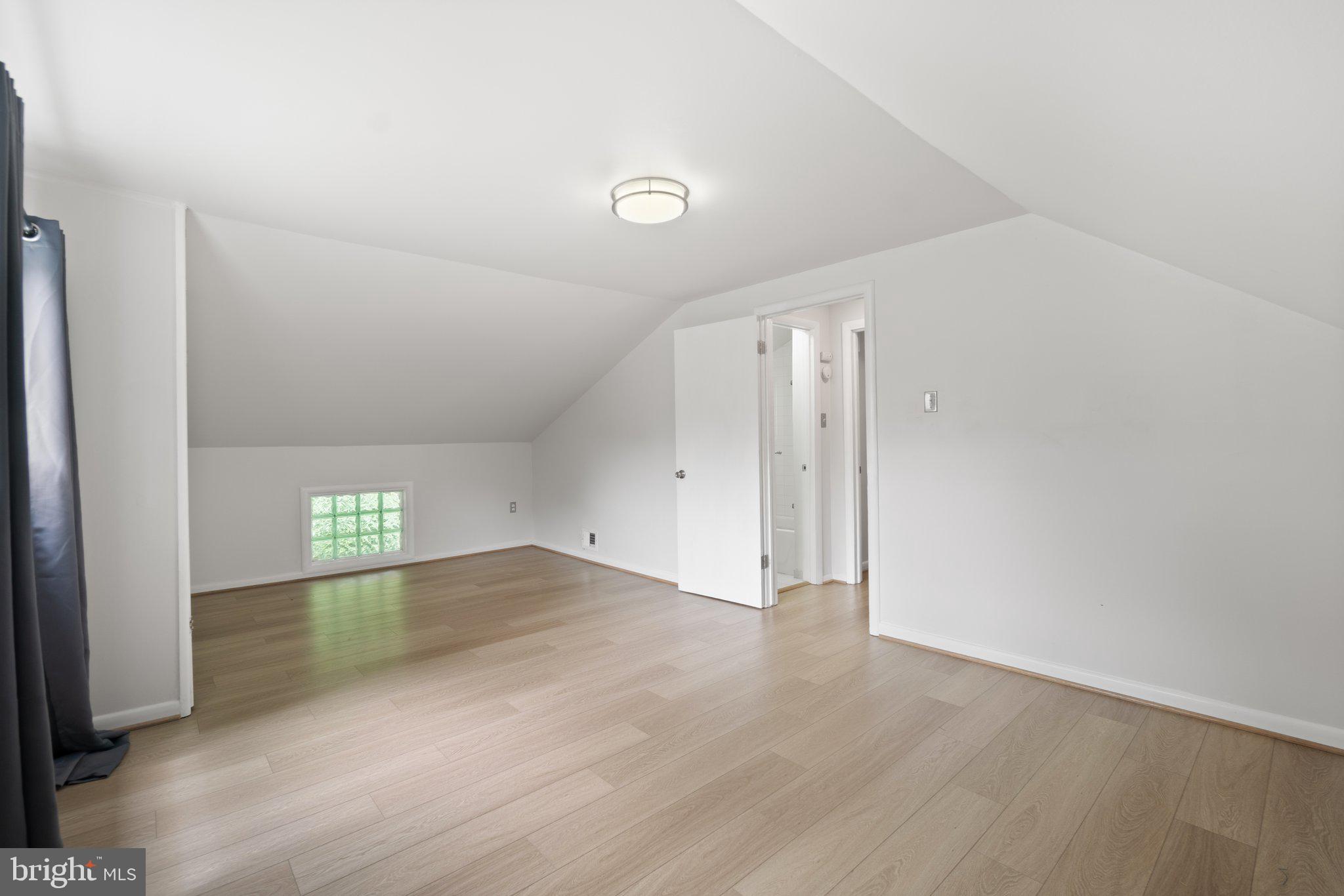 405 RITCHIE PKWY
