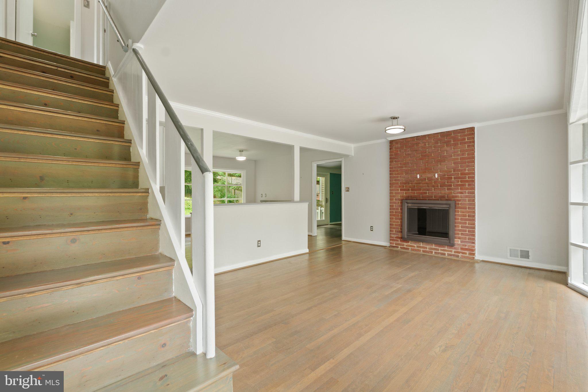 405 RITCHIE PKWY