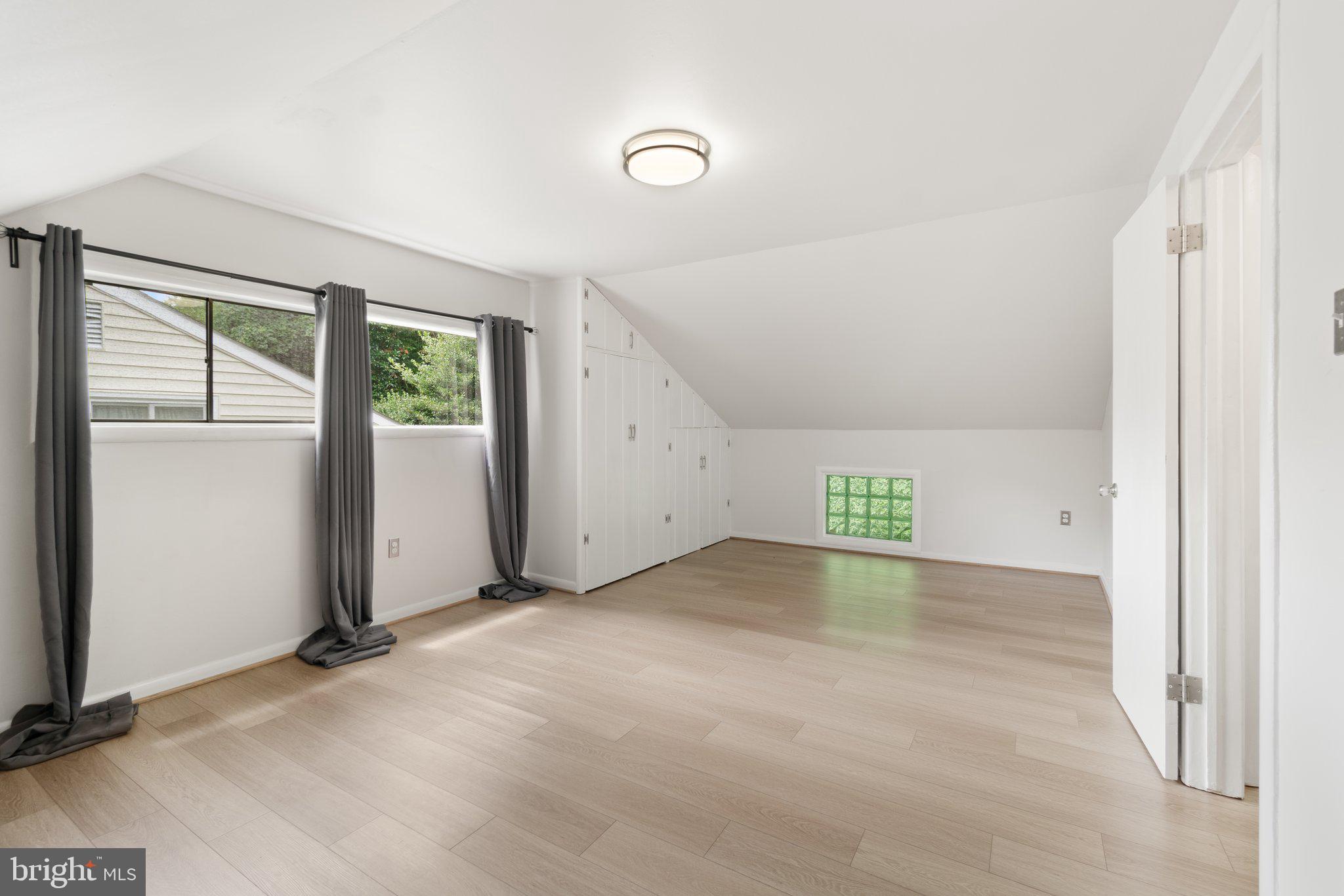 405 RITCHIE PKWY