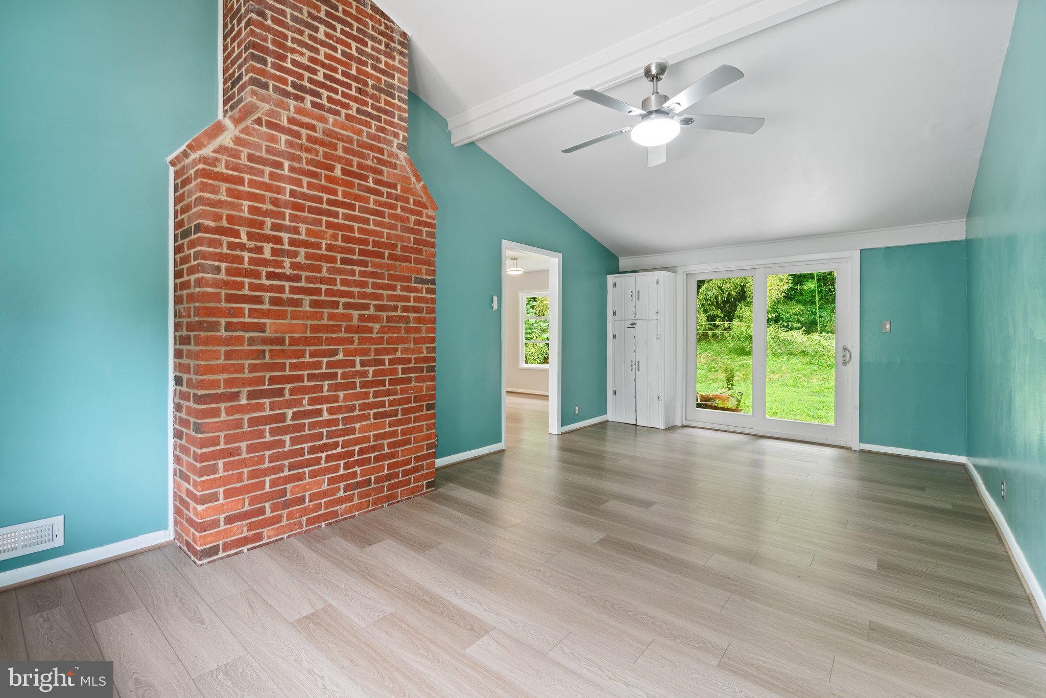 405 RITCHIE PKWY