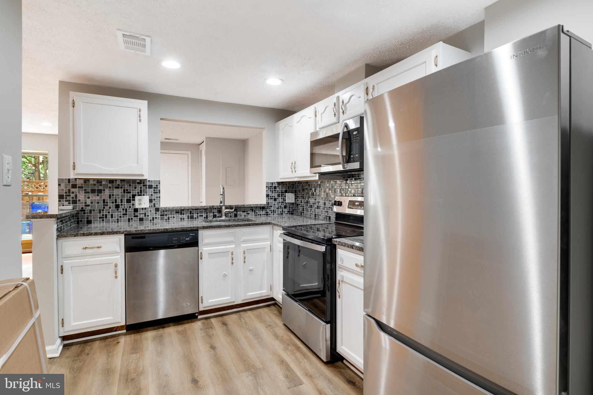 13439 Whitechurch Cir