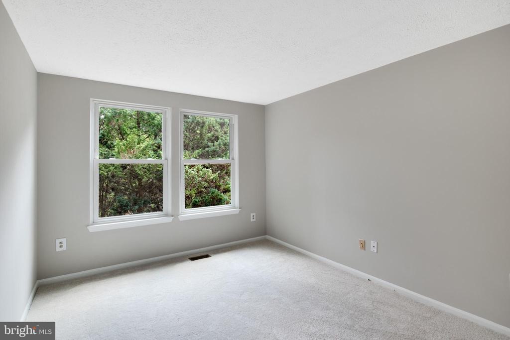 13439 Whitechurch Cir