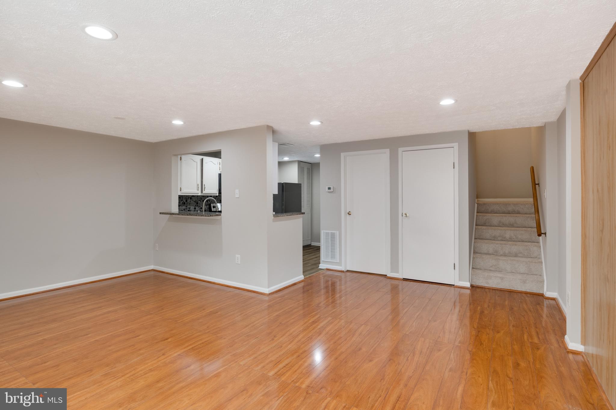 13439 Whitechurch Cir