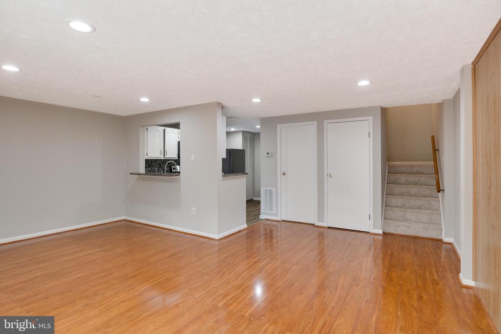 13439 Whitechurch Cir