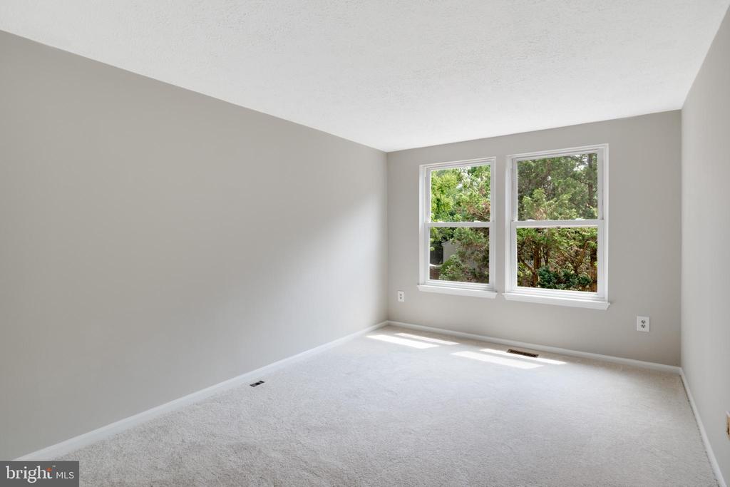 13439 Whitechurch Cir