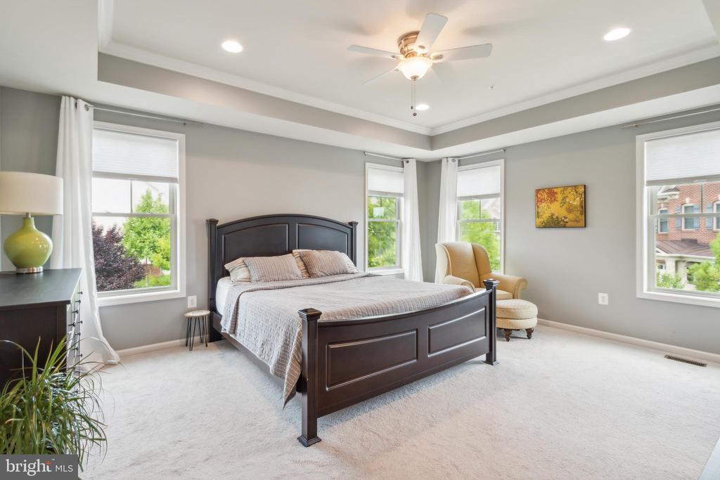 13305 WINDY MEADOW LN
