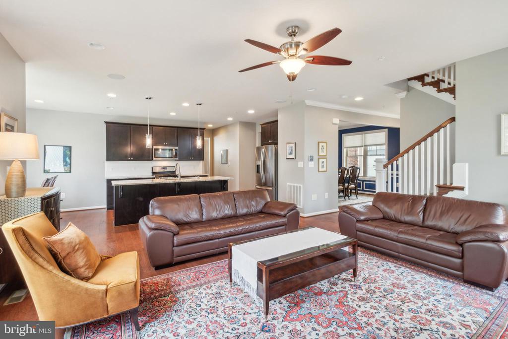 13305 WINDY MEADOW LN