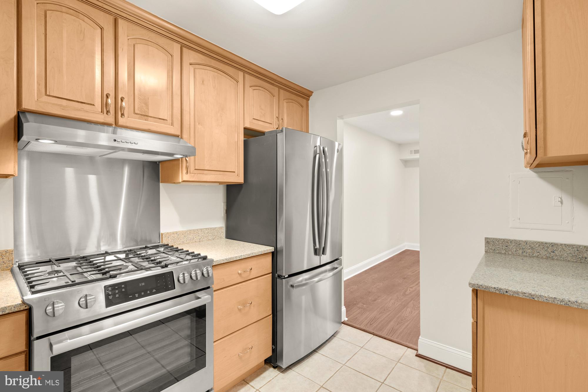 120 Monroe St #101