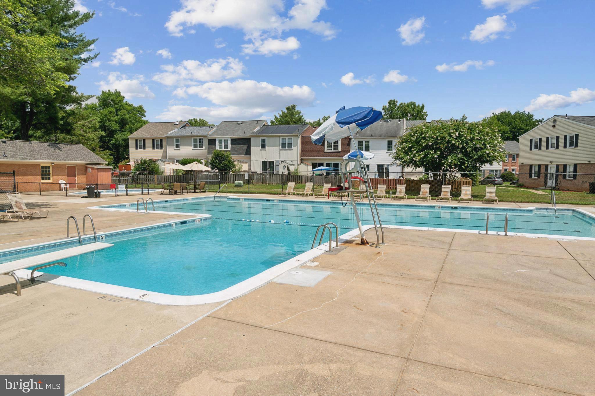 20 Big Acre Sq #22-10