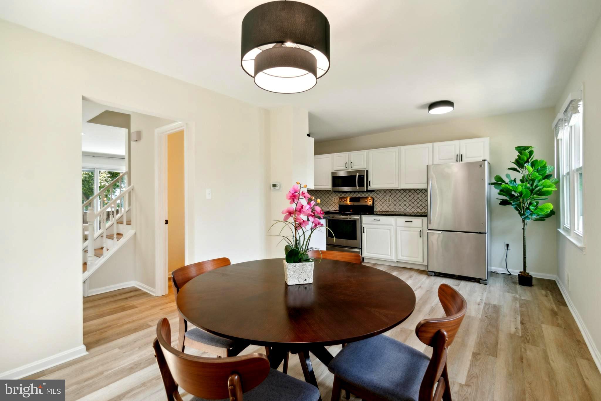 20 Big Acre Sq #22-10