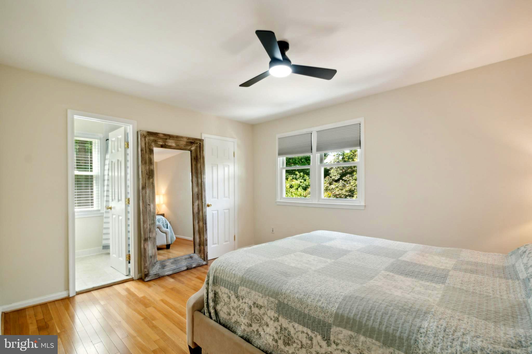 20 Big Acre Sq #22-10