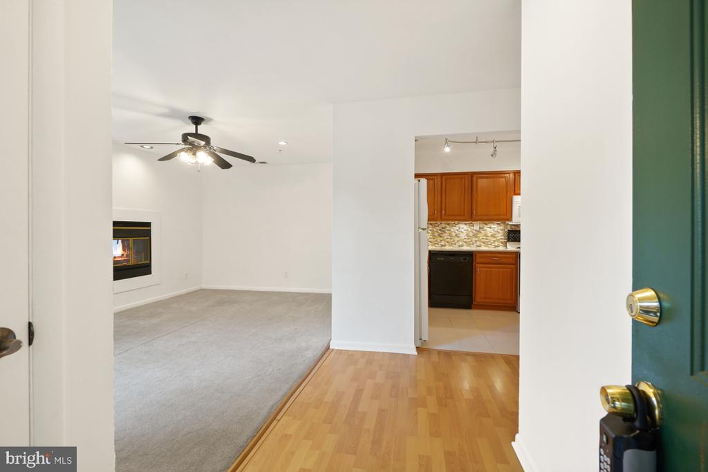 13400 SHADY KNOLL DRIVE Unit: 101