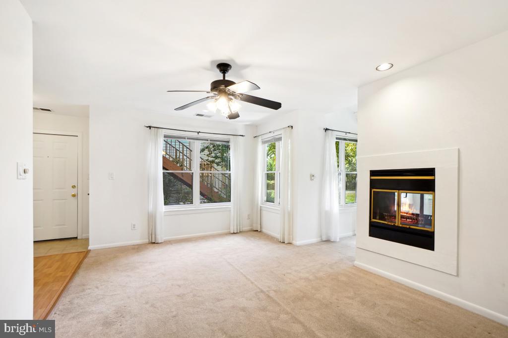 13400 SHADY KNOLL DRIVE Unit: 101