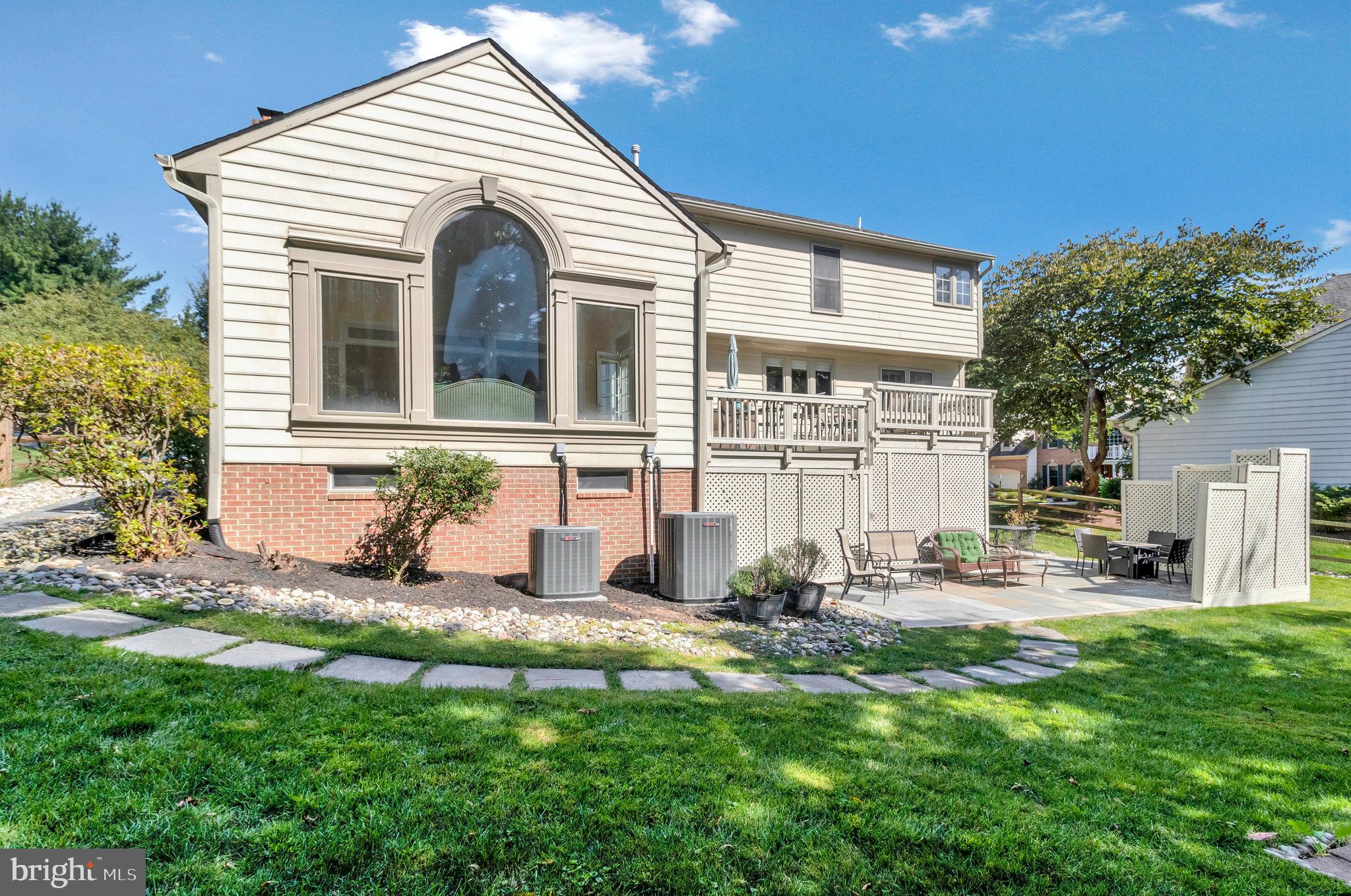 11006 Petersborough Dr
